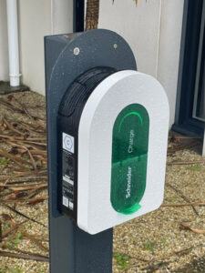 Bornes de recharge pour véhicules électriques