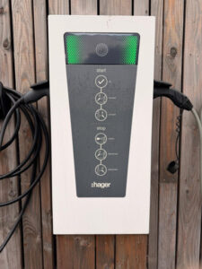 Bornes de recharge pour véhicules électriques